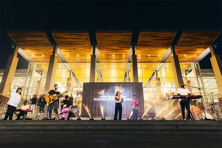 Outdoor worship at Student Union