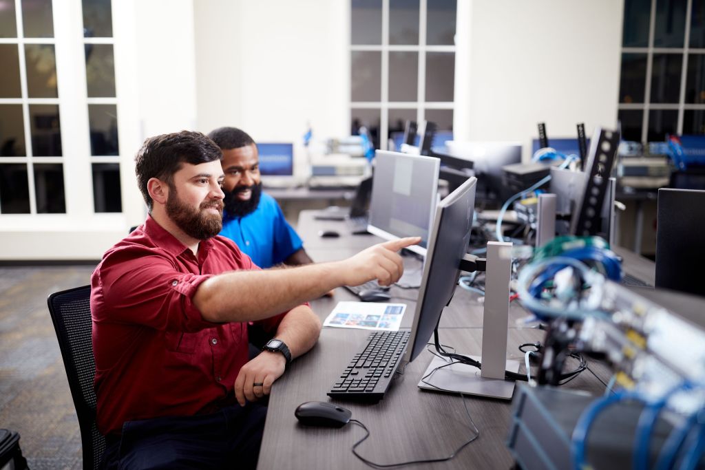 BS In Information Technology – Web And Mobile Programming Degree